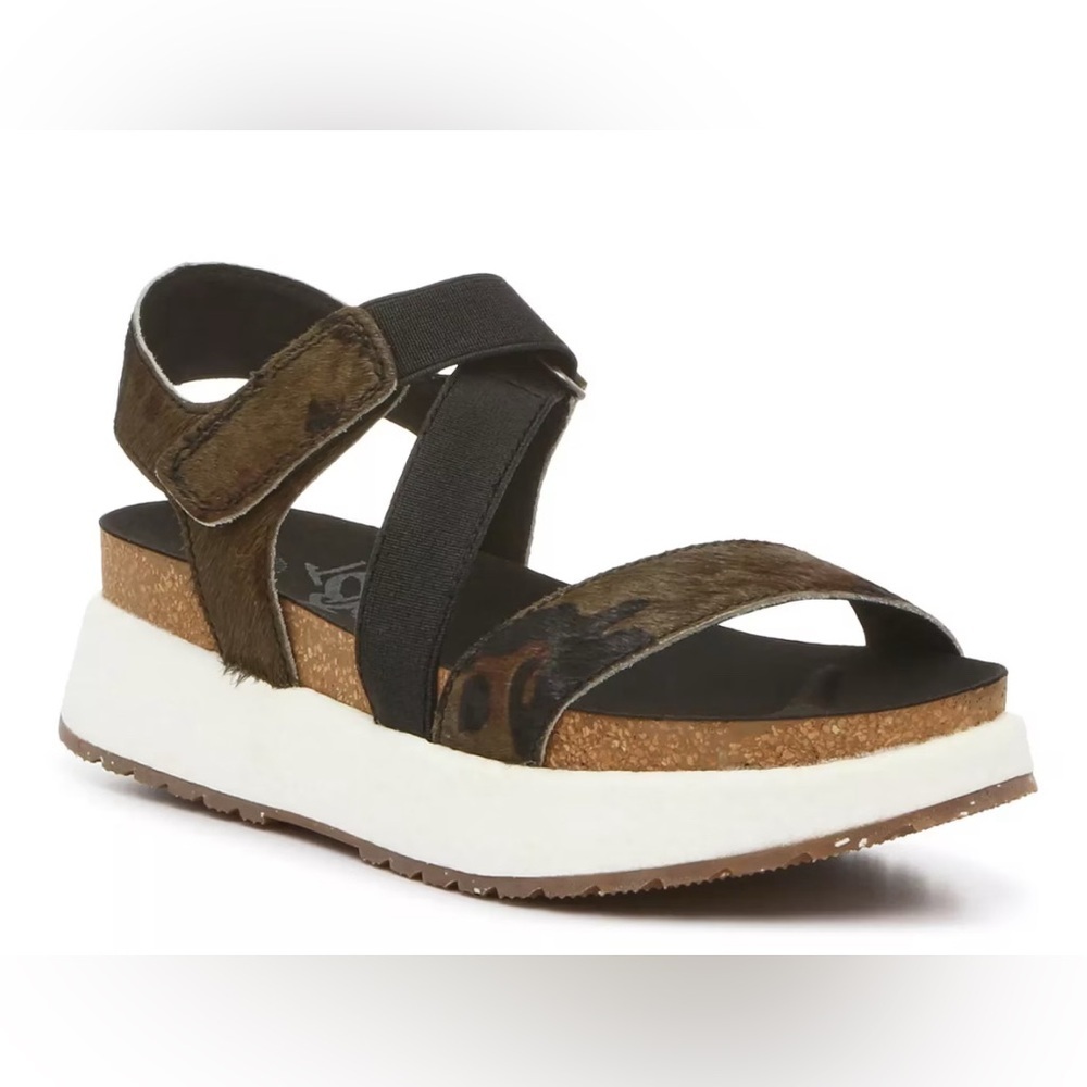 OTBT SIZE 7 Sierra Comfort Sandals In Green Camo With Cork and Foam Sole